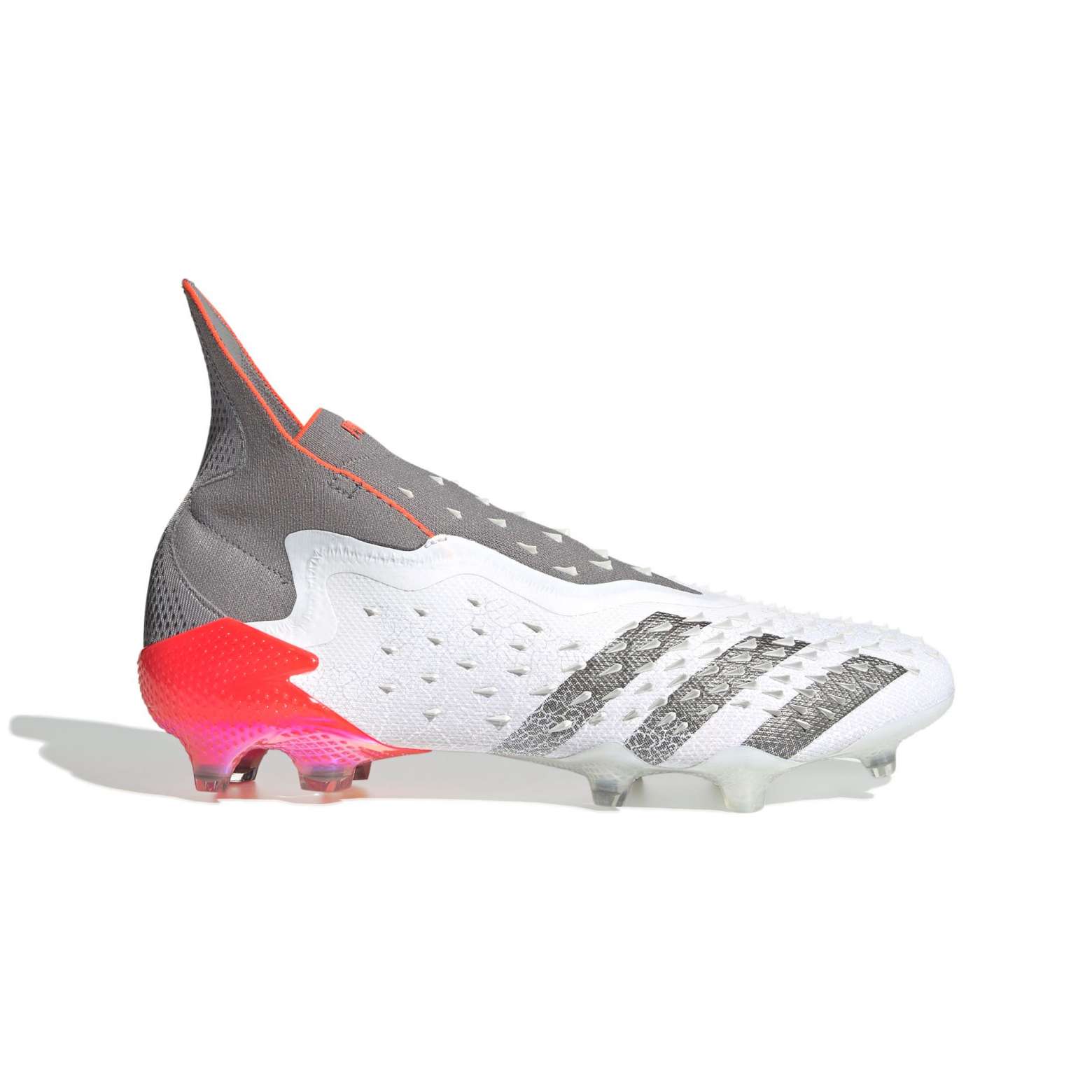 ADIDAS PREDATOR FREAK FG FW21 FY6239